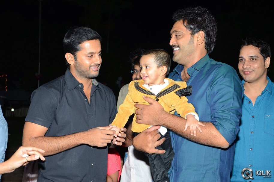 Ajay-Son-Dheeran-1st-Birthday-Celebrations-2014